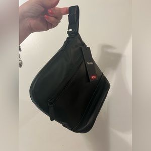 Tumi travel / cosmetic bag